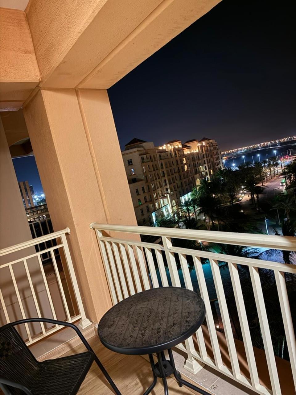 Apartment رٍۆتانا الُمارٍيَنا شقه غرٍفَه ۆصالُه عٍۆائلُ فقط *