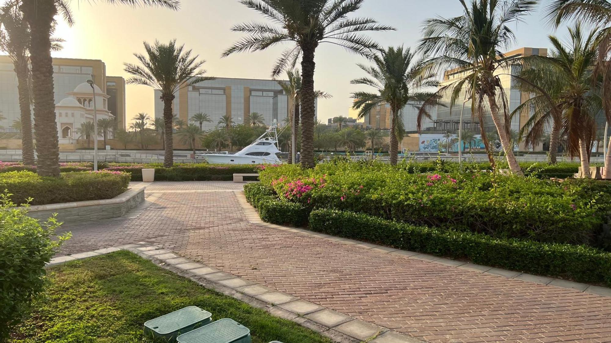 رٍۆتانا الُمارٍيَنا شقه غرٍفَه ۆصالُه عٍۆائلُ فقط * King Abdullah Economic City